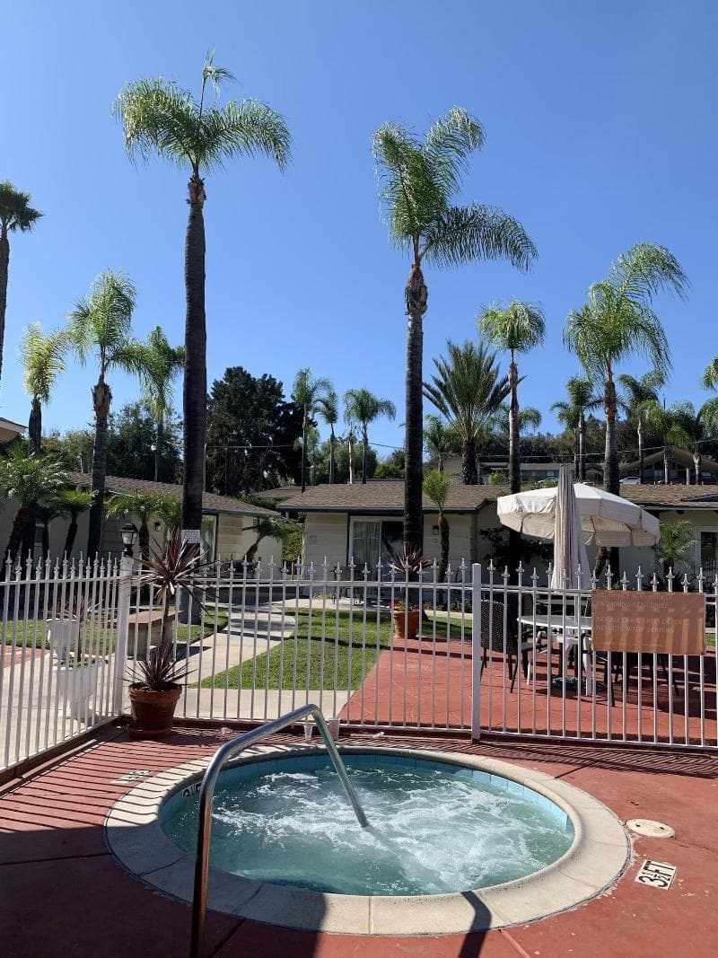 Fallbrook Country Inn 4