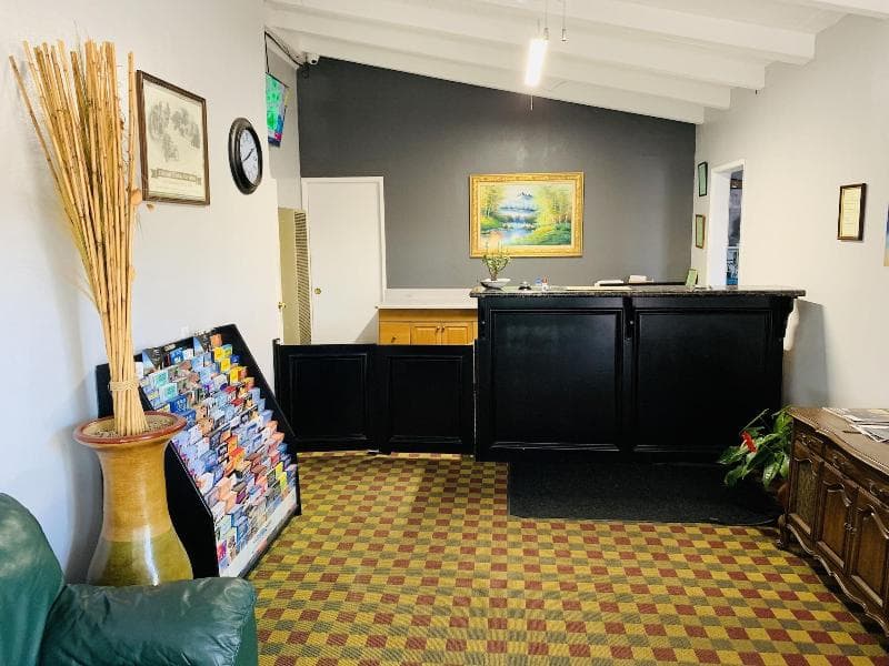 Fallbrook Country Inn 3