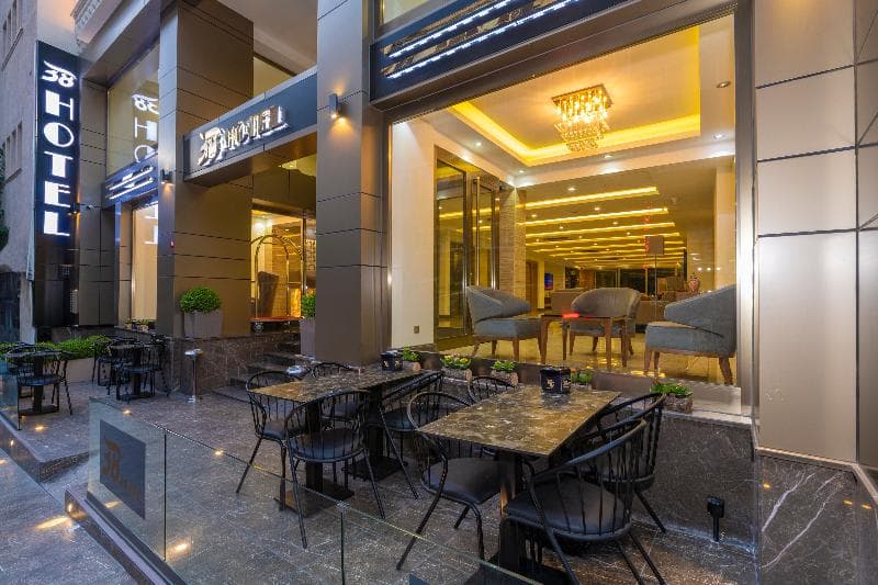 38 Hotel 4