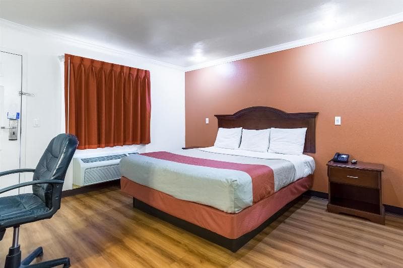 Motel 6 Mojave - Airport 3