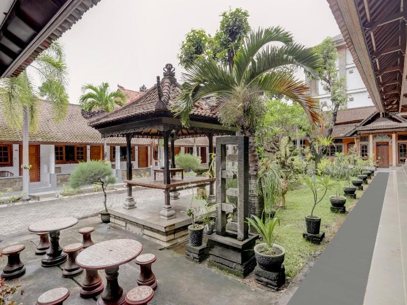 Hotel Ratu 4