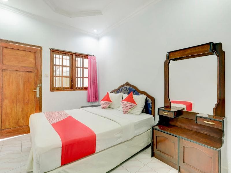 Hotel Ratu photo 1