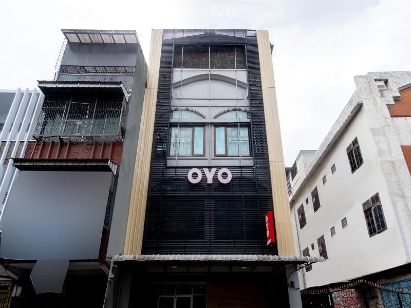 Super Oyo 3159 Festive Inn 3