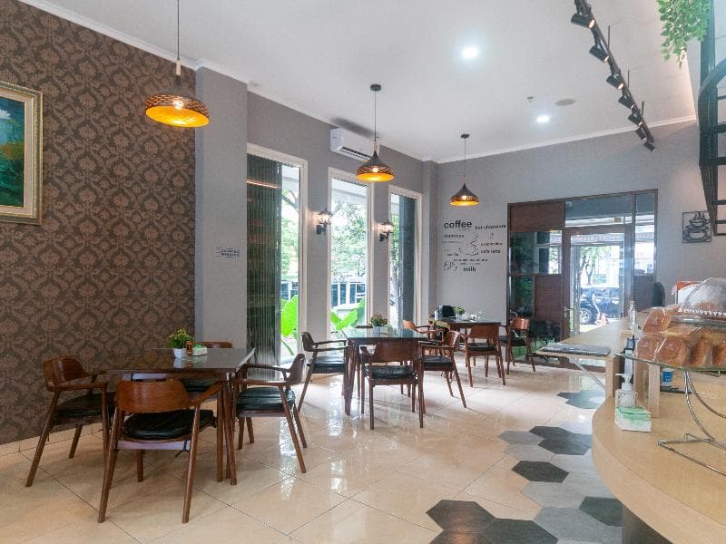 Ellegan Residence By Oyo Rooms 5