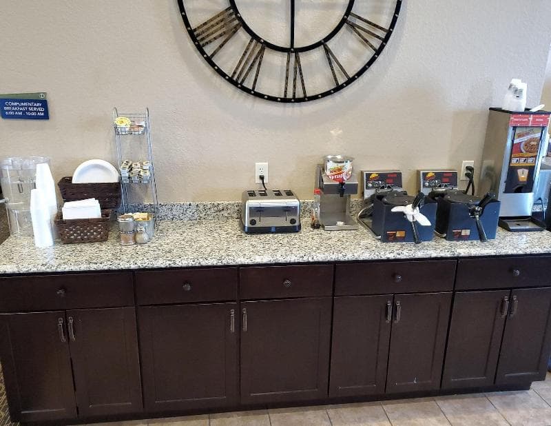 Cobblestone Inn And Suites Maryville 3