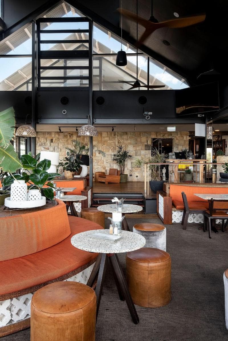 Caves Coastal Bar & Bungalows 5