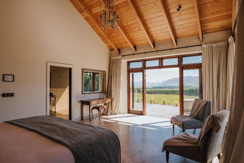 Mt Cook Lakeside Retreat 4