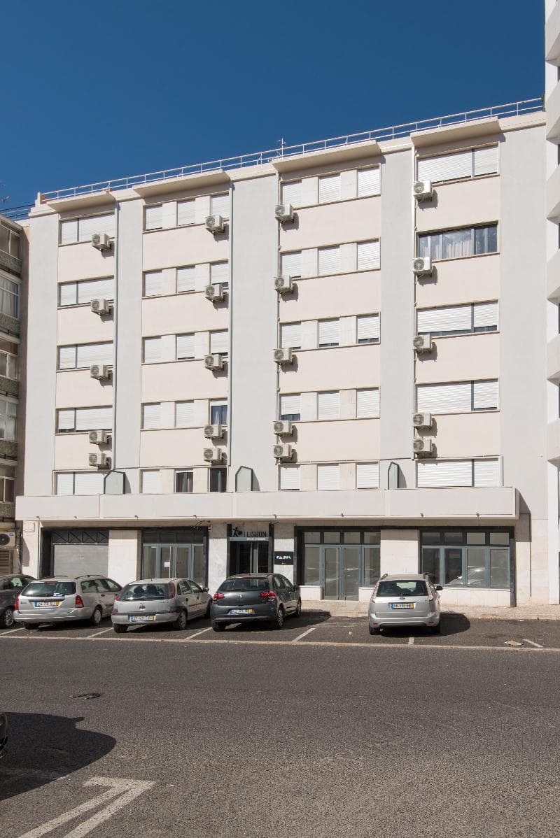 Lisbon Serviced Apartments Campos 3