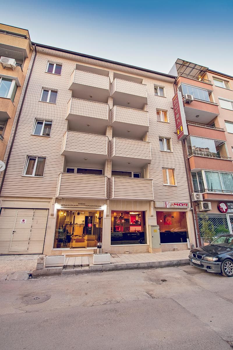 Family Hotel Gran Ivan 4