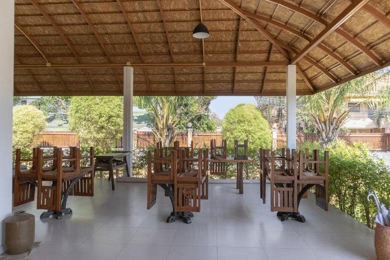 Capital O887 Orchid Garden Villa 2 main