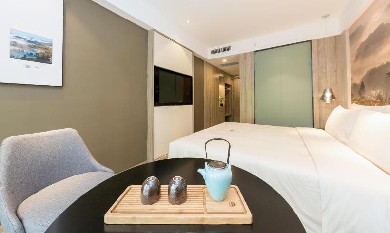 Atour Hotel (Chongqing Hongyadong Riverside) main