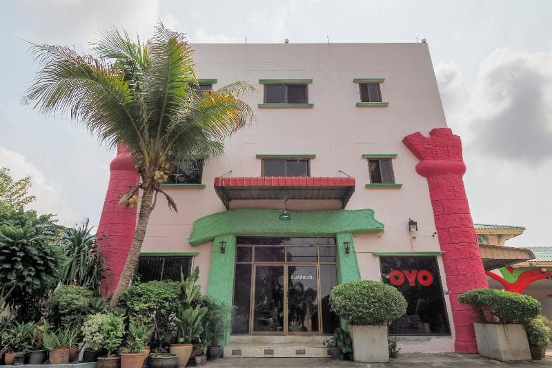 For Love Hotel By Oyo Rooms 3