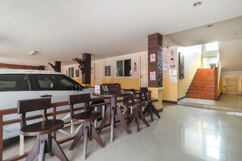Explore Hotel photo 1