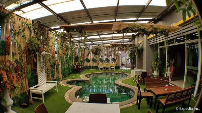 Omsaga Hotel By Oyo 3