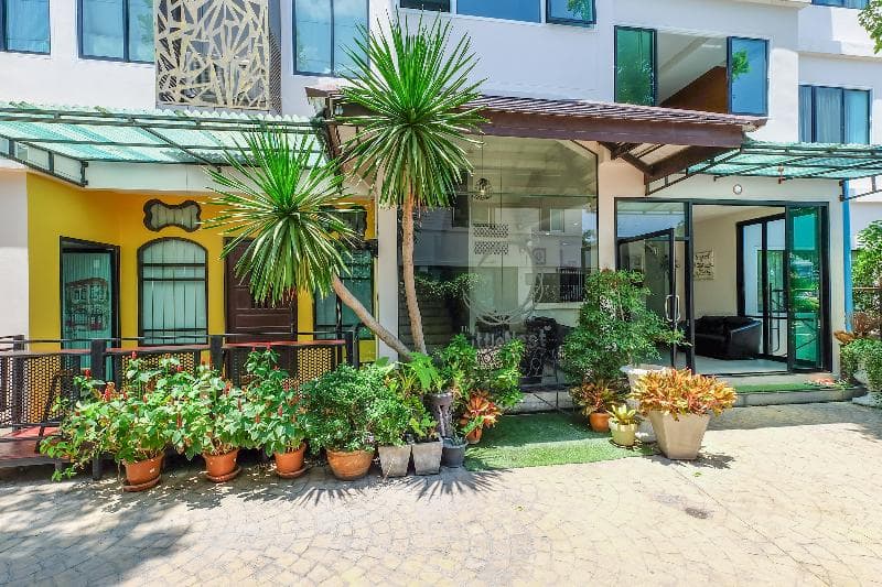 The Little Nest Phuket Hotel 3