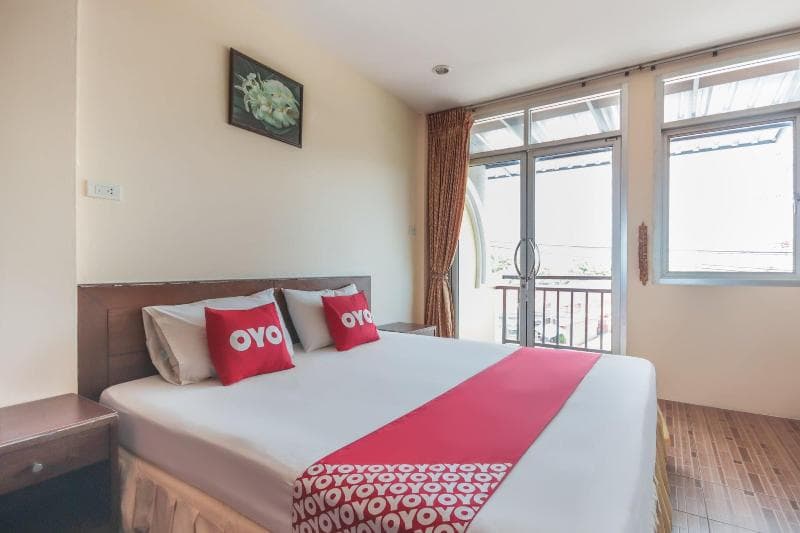 Oyo 889 Baan Sakdidet 4