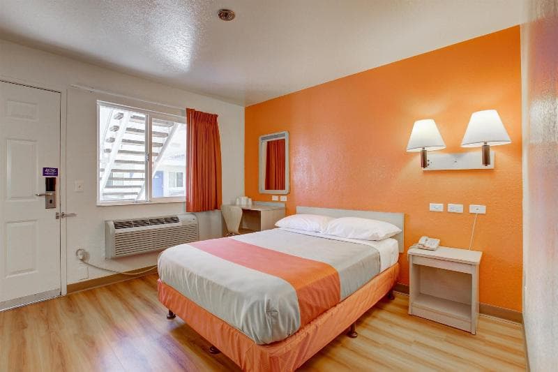 Motel 6 Westminster North 3