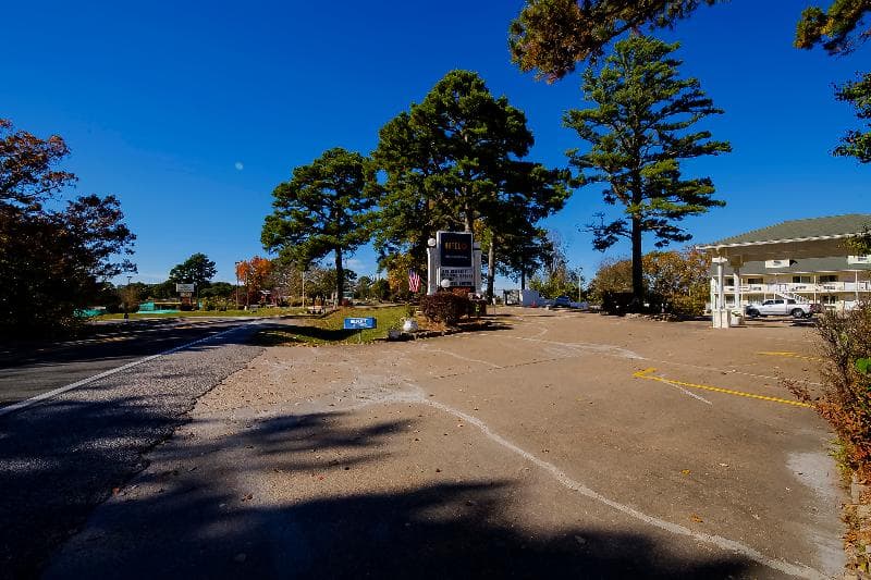 Hotel O Eureka Springs - Christ Of Ozark Area 2