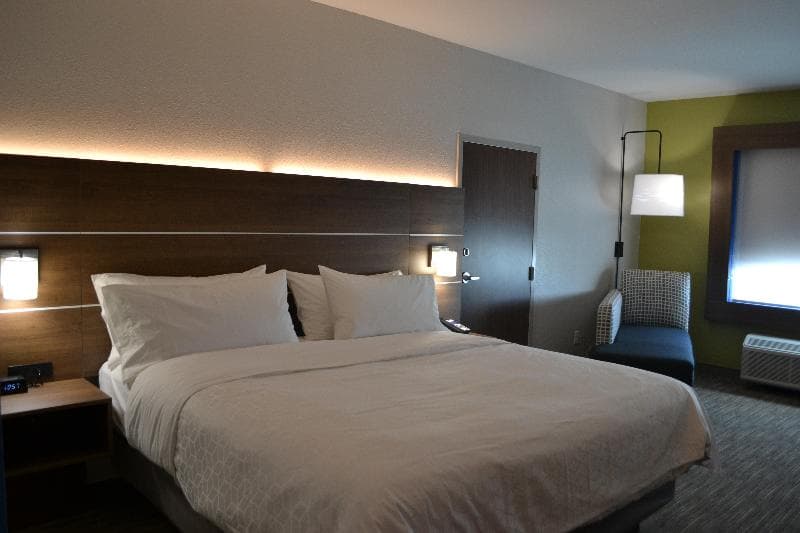 Holiday Inn Express Tallahassee-University Central 5