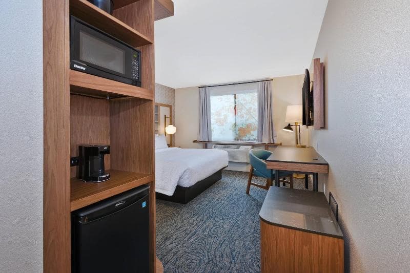 Fairfield Inn & Suites By Marriott Kalamazoo 4