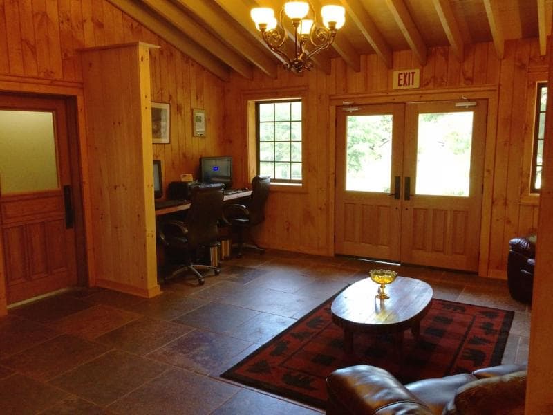 The Smokehouse Lodge And Cabins photo 1
