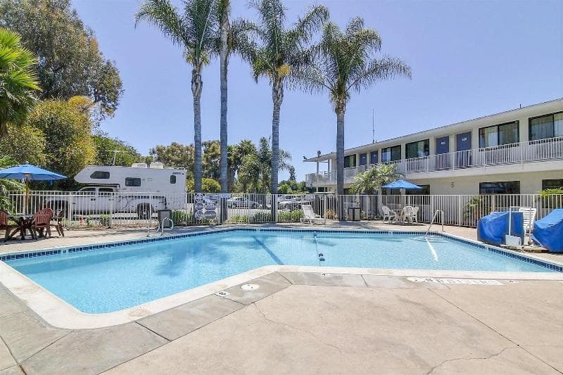 Motel 6 Santa Barbara - Goleta photo 1