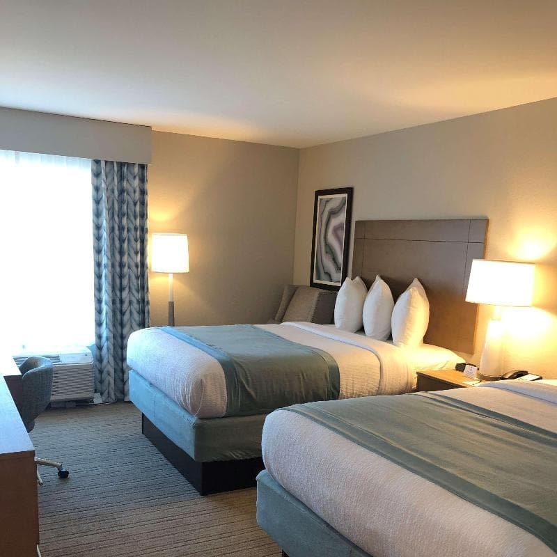 Best Western Plus Desoto 4