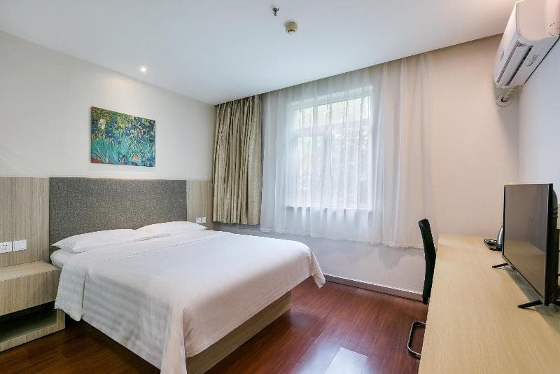 Hanting Hotel Hangzhou West Lake Baojiao Road main