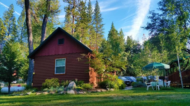 Yosemite Riverside Inn 5