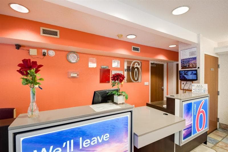 Motel 6 Statesville 4