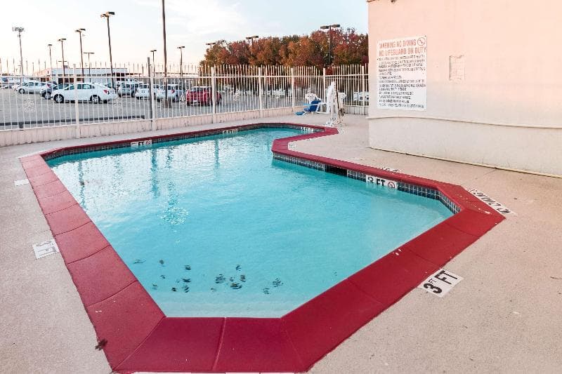 Motel 6 Fort Worth - White Settlement 4