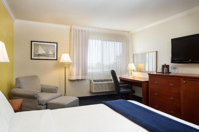 San Leandro Marina Inn 2