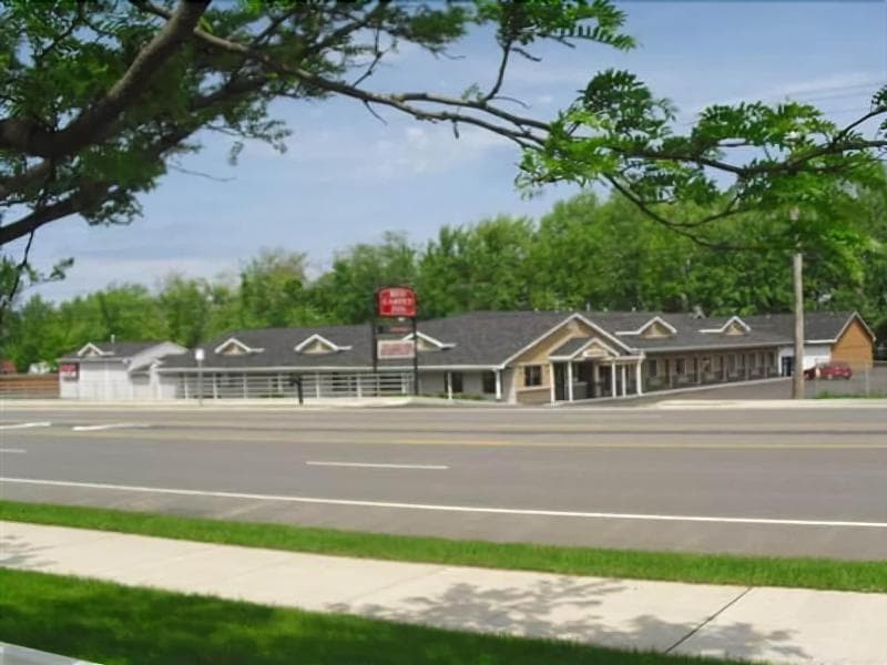 Red Carpet Inn Orchard Park photo 1