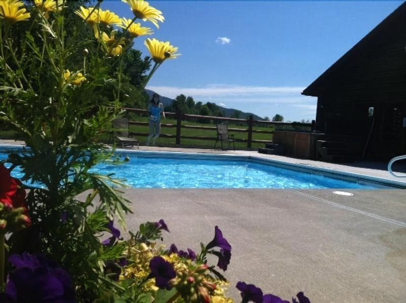Sterling Ridge Resort main