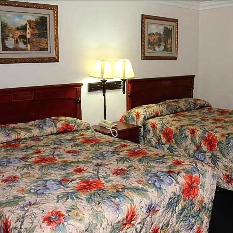 Motel 6 Fresno 3