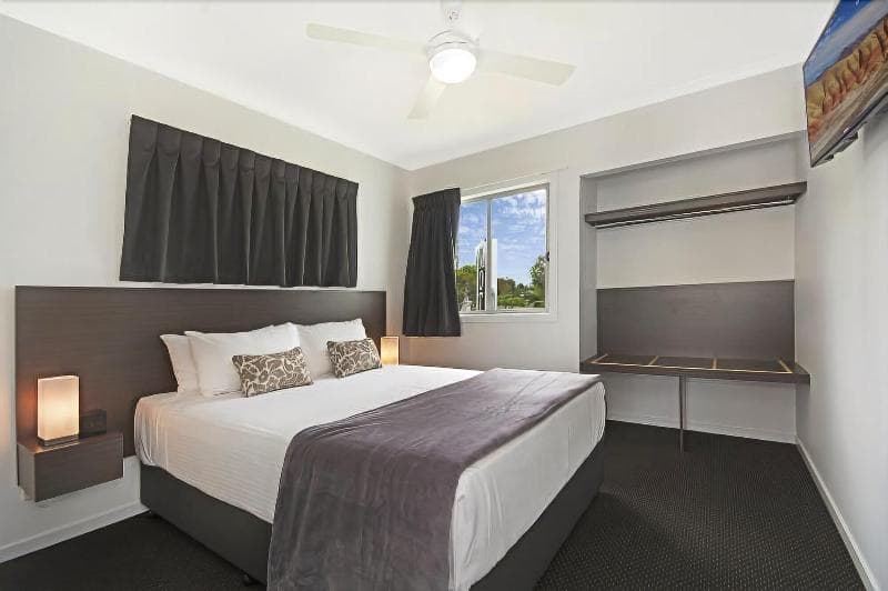 Cooroy Luxury Motel Apartments Noosa 3