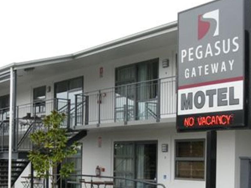 Pegasus Gateway Motels And Apartments 3