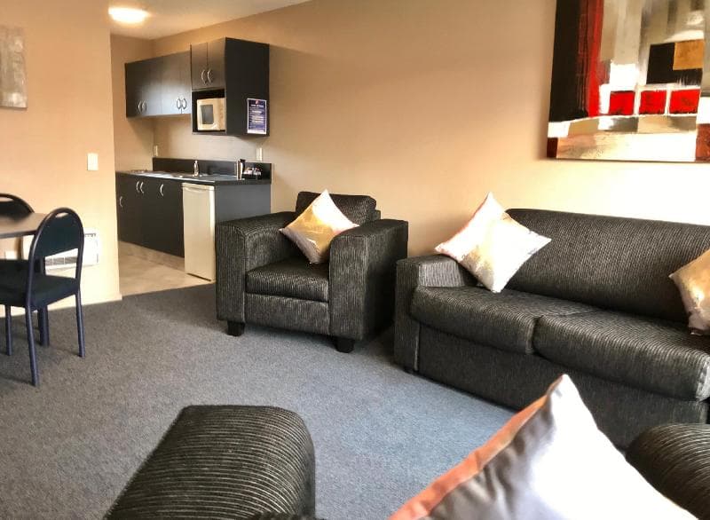 Phoenix Motel main