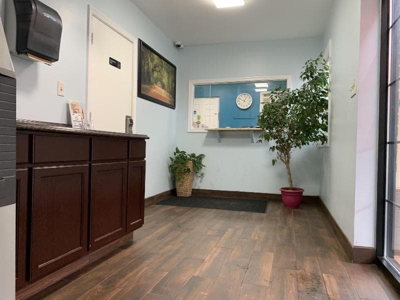 Red Carpet Inn - Norristown photo 1