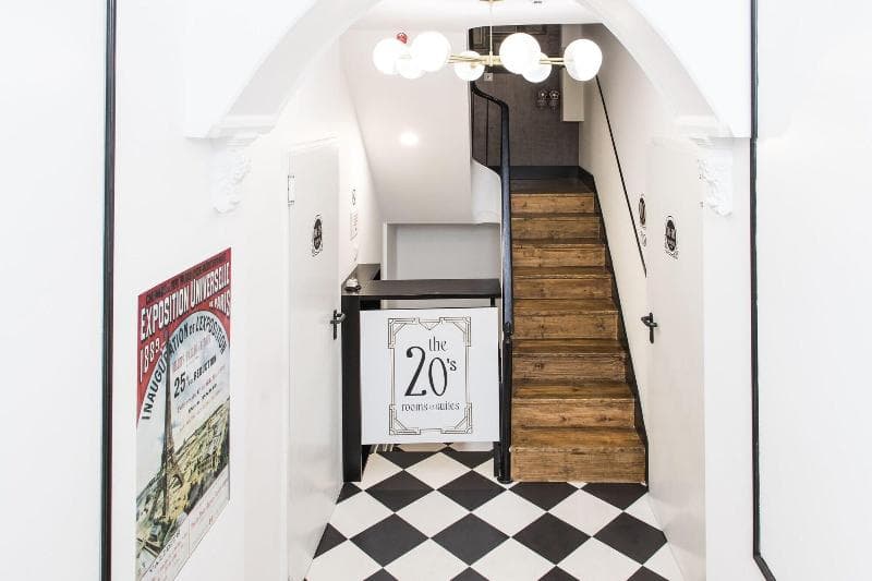 The Twenties Rooms and Suites 4