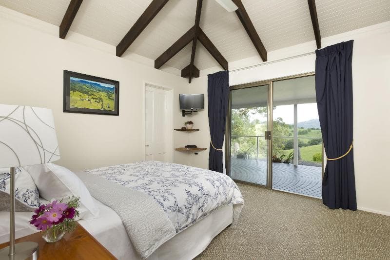 Hillcrest Mountain View Retreat (Adults Only) 3