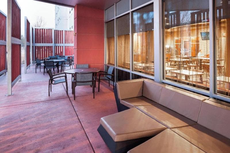 Springhill Suites Salt Lake City Airport 3