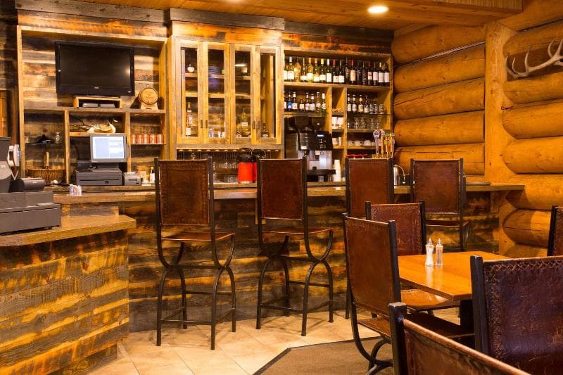 Headwater's Lodge & Cabins At Flagg Ranch main