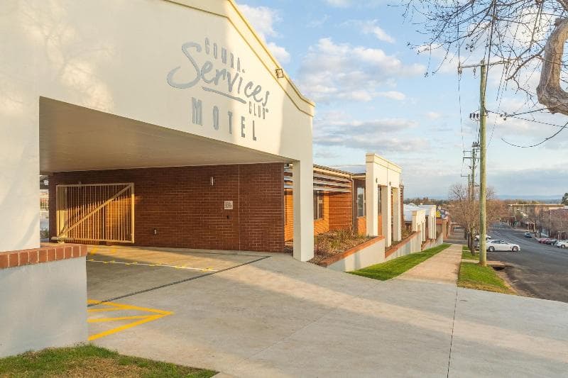 Cowra Services Club Motel 4