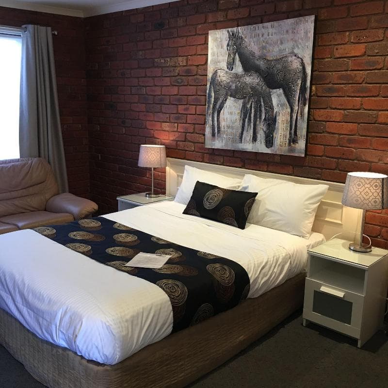 Melton Motor Inn And Apartments 4