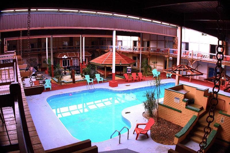 Aspire Hotel And Suites 2