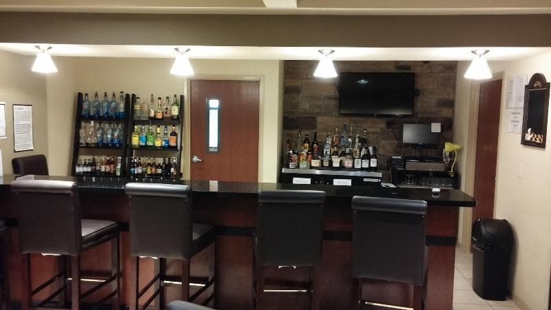 Cobblestone Inn & Suites Holyoke 2