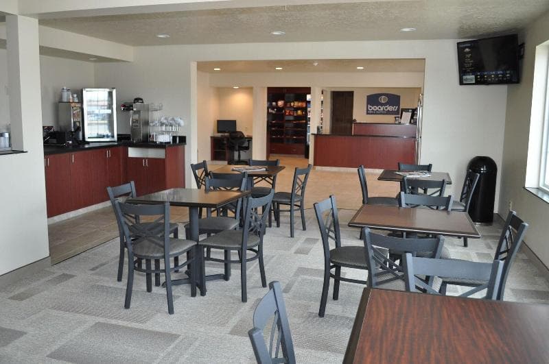 Boarders Inn And Suites Broken Bow 3