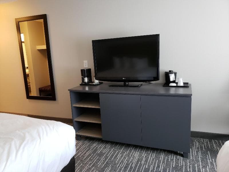 Country Inn & Suites By Radisson, Detroit Lakes, Mn 5