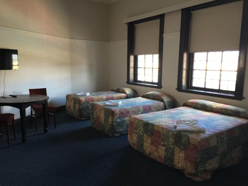 Strathfield Hotel 4